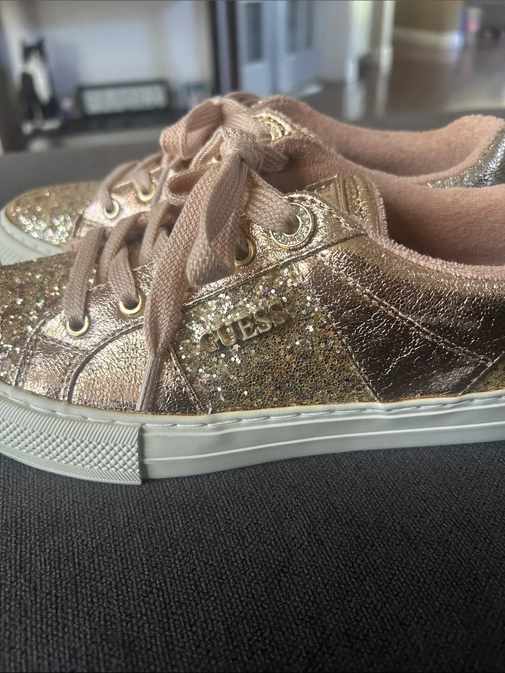 Guess sparkling gold
